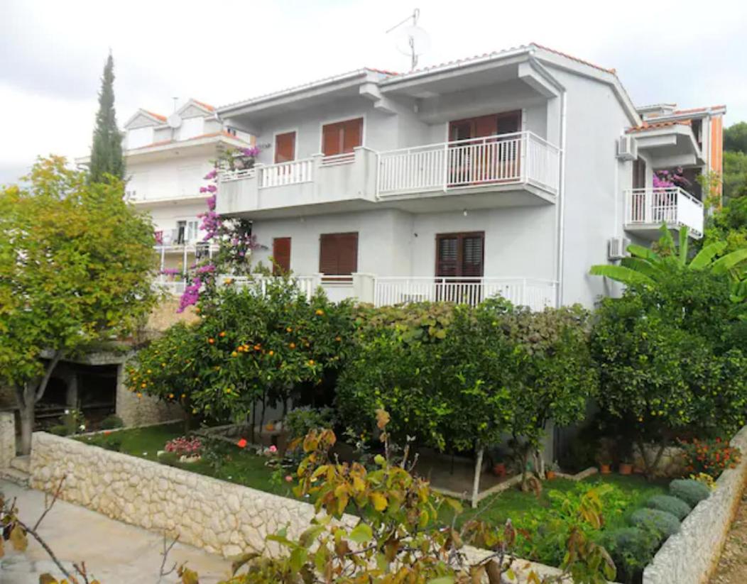 Mia - Spacious On 85 M2 With Beautiful Sea View