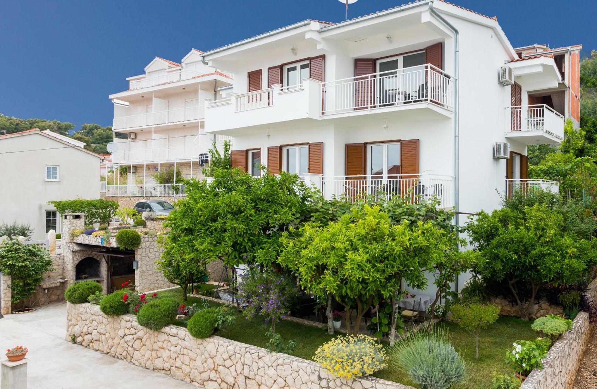 Lägenhet Mia - Spacious On 85 M2 With Beautiful Sea View Trogir