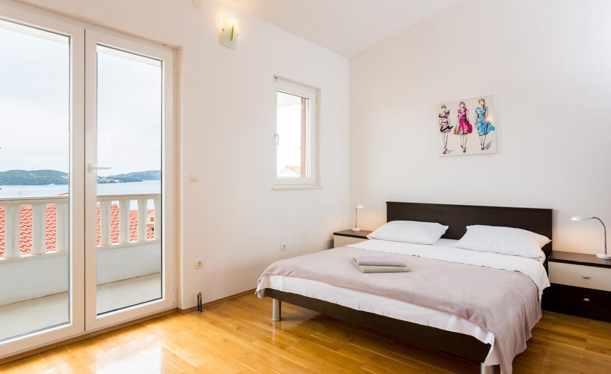 Lägenhet Mia - Spacious On 85 M2 With Beautiful Sea View Trogir