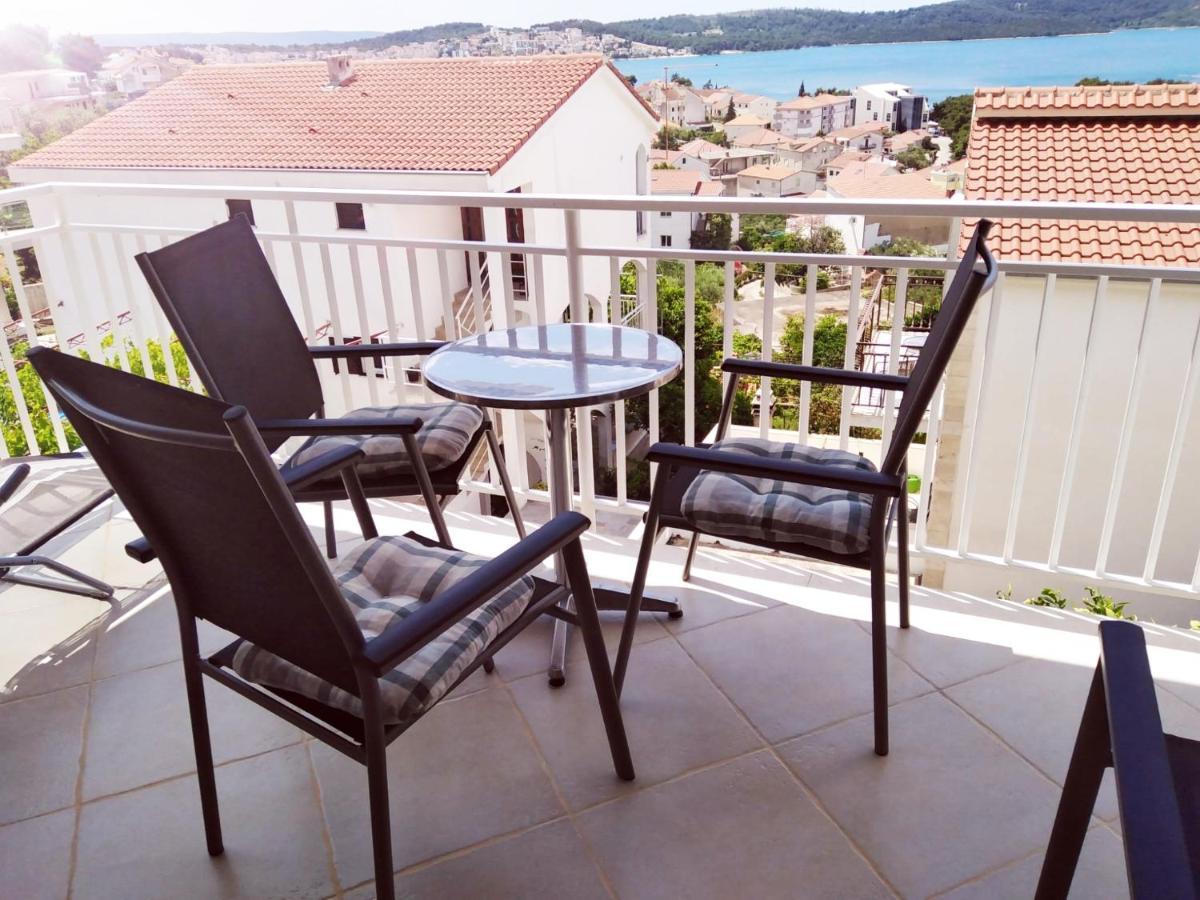 Apartment Mia - Spacious On 85 M2 With Beautiful Sea View *