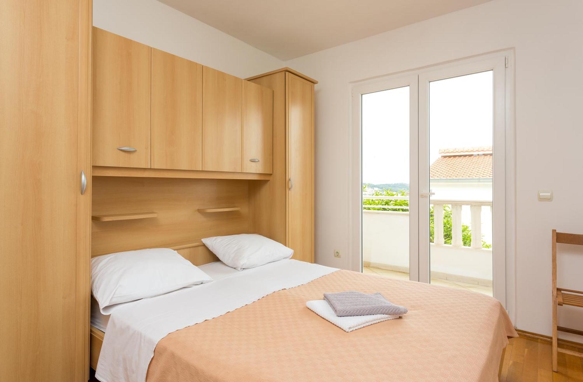 Apartment Mia - Spacious On 85 M2 With Beautiful Sea View